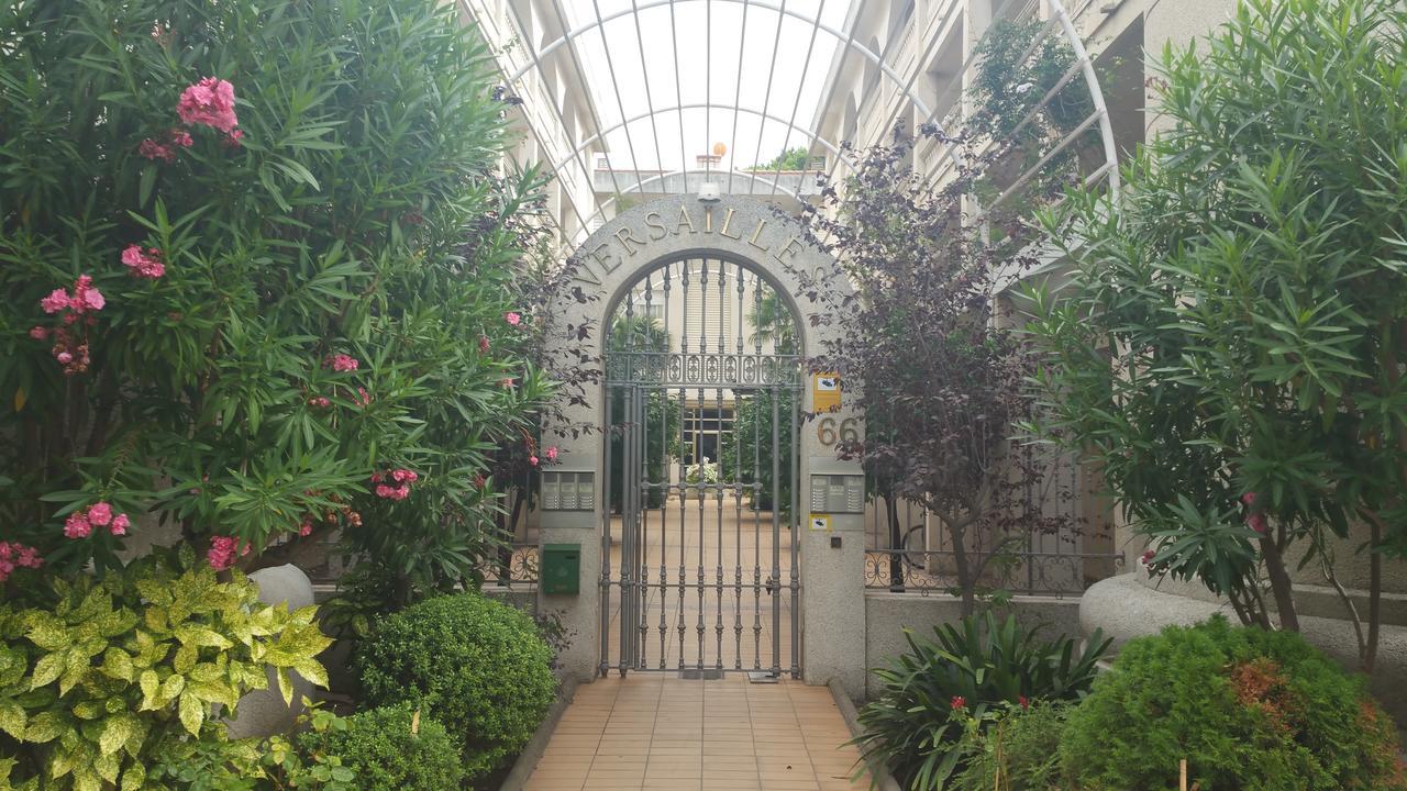 Apartamentos Versailles 维拉福林 外观 照片